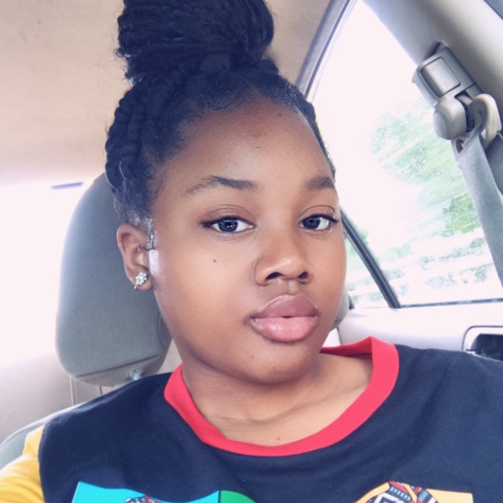 Meet your Posher, Kay